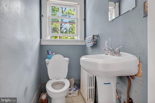 426 SANHICAN DR, Trenton, NJ 08618