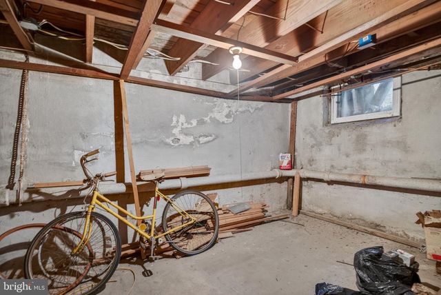426 SANHICAN DR, Trenton, NJ 08618