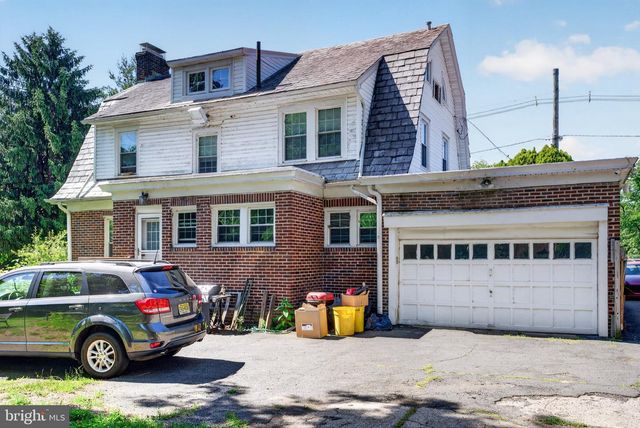 426 SANHICAN DR, Trenton, NJ 08618