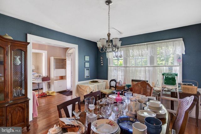426 SANHICAN DR, Trenton, NJ 08618