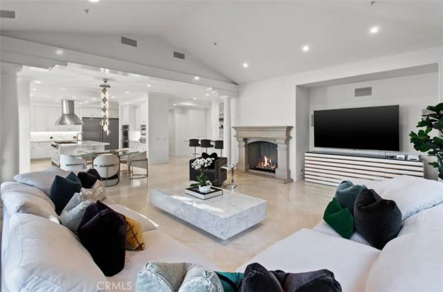 23 Skyridge, Newport Coast, CA 92657