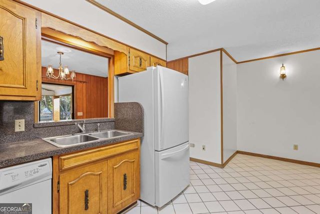 1276 Spring Grove Road, Jesup, GA 31545