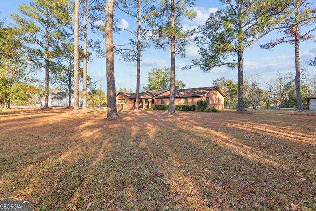 1276 Spring Grove Road, Jesup, GA 31545