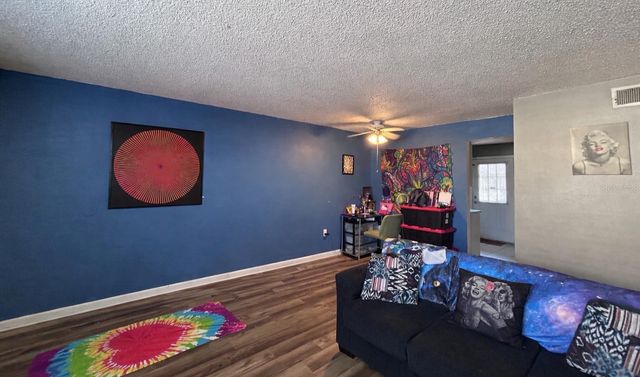 313 OAK ROSE LANE 101, Tampa, FL 33612