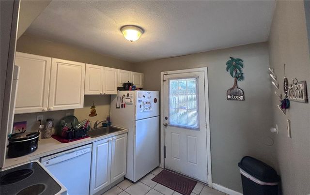 313 OAK ROSE LANE 101, Tampa, FL 33612