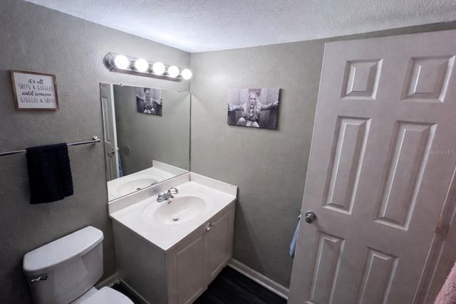 313 OAK ROSE LANE 101, Tampa, FL 33612