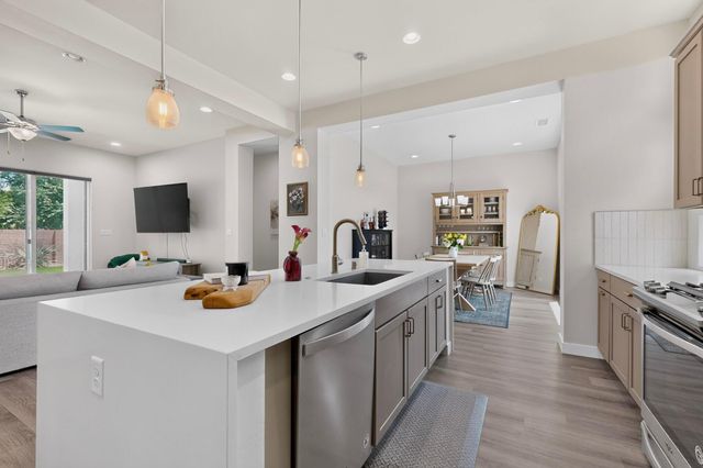 239 Vista Azul Lane NW, Albuquerque, NM 87114