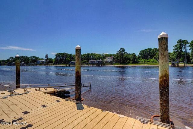 3807 Ridge Crest Drive, Southport, NC 28461