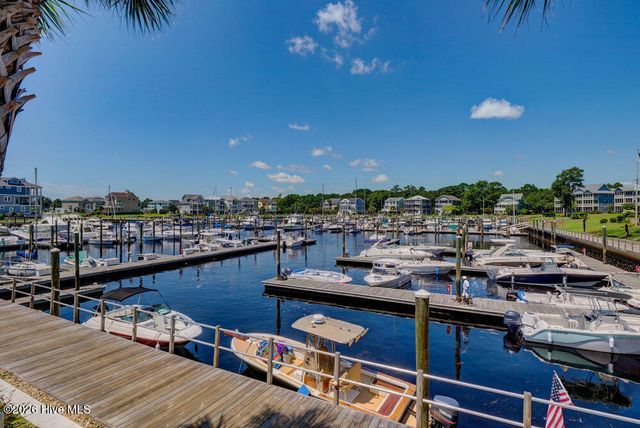 3807 Ridge Crest Drive, Southport, NC 28461