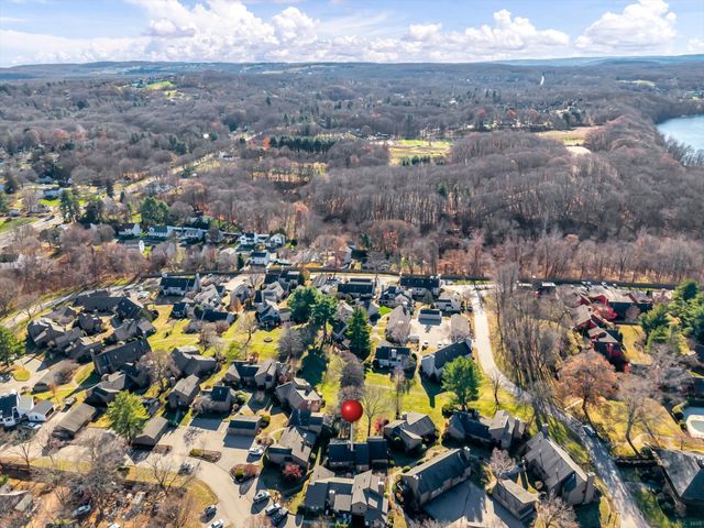 81 Hollister Way North 81, Glastonbury, CT 06033