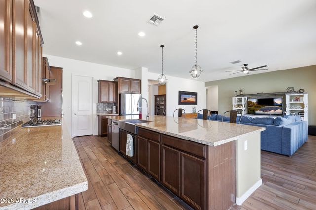 18932 W WINDSOR Boulevard, Litchfield Park, AZ 85340