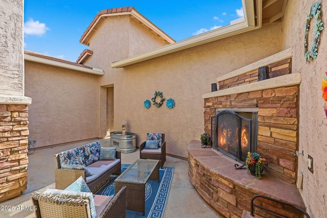 18932 W WINDSOR Boulevard, Litchfield Park, AZ 85340