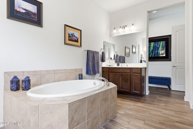 18932 W WINDSOR Boulevard, Litchfield Park, AZ 85340