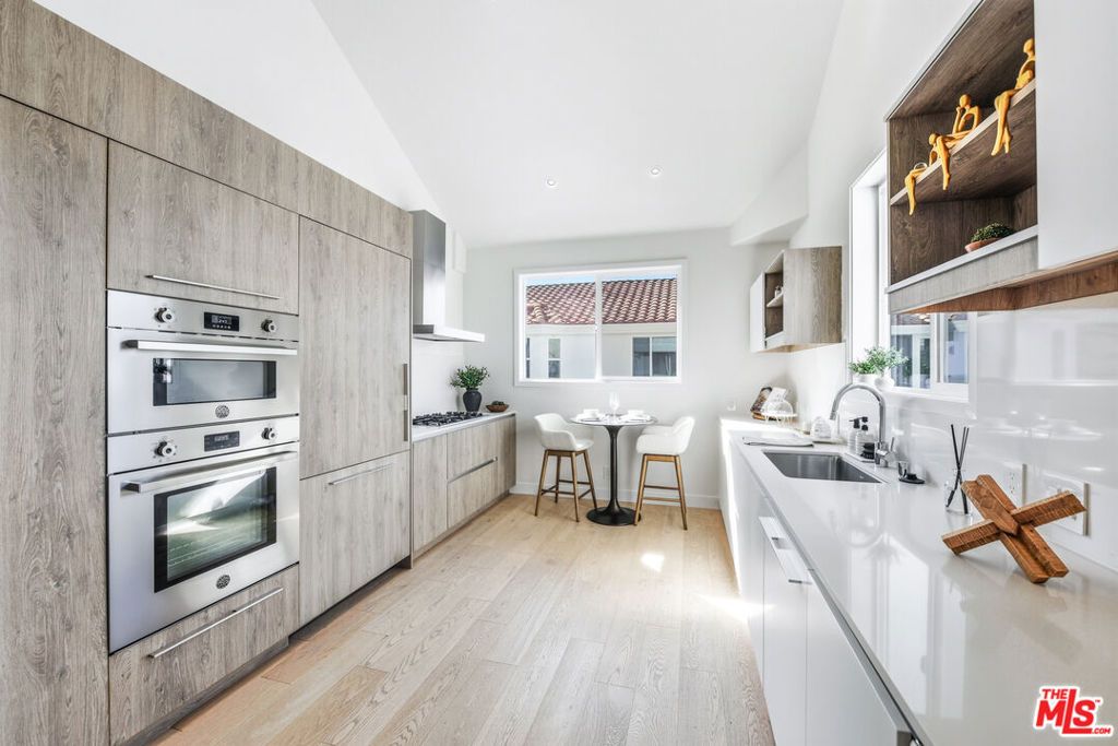 Image 16 of property listing at 6487 Cavalleri Road 429, Malibu, CA 90265