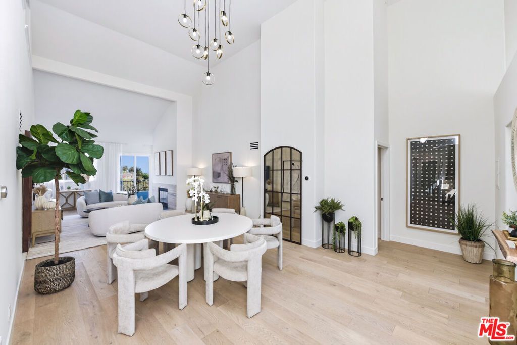 Image 2 of property listing at 6487 Cavalleri Road 429, Malibu, CA 90265