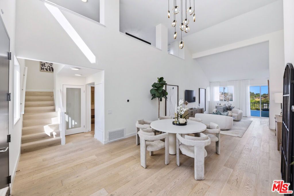Image 3 of property listing at 6487 Cavalleri Road 429, Malibu, CA 90265