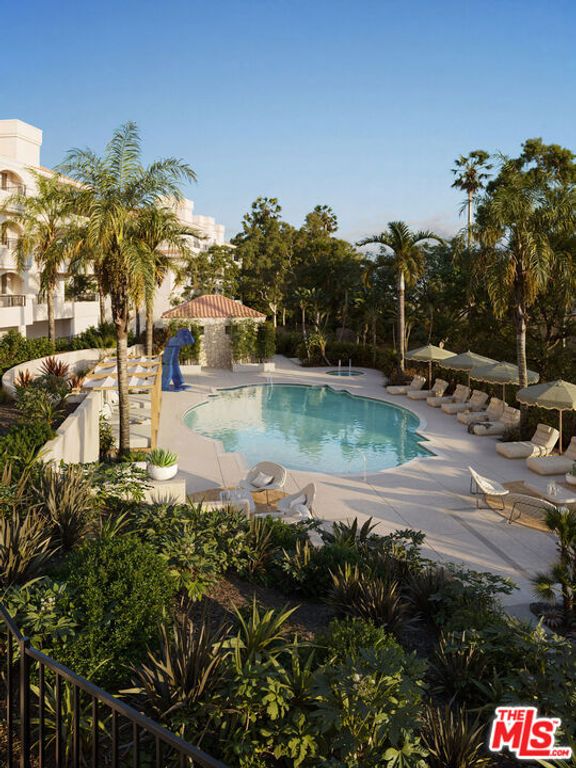Image 36 of property listing at 6487 Cavalleri Road 429, Malibu, CA 90265