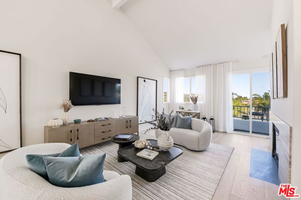 Image 6 of property listing at 6487 Cavalleri Road 429, Malibu, CA 90265