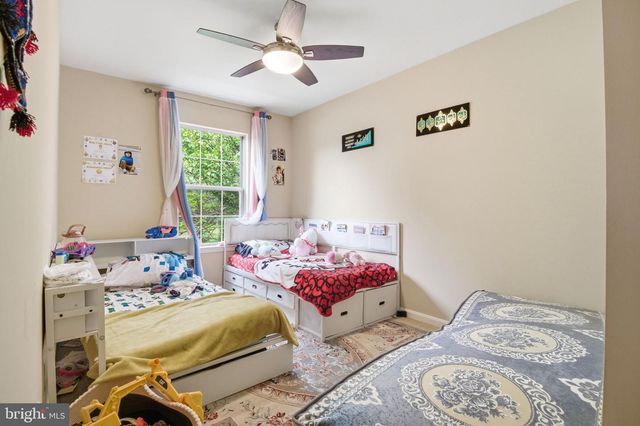 6069 TRIDENT LN, Woodbridge, VA 22193
