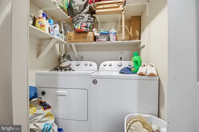 6069 TRIDENT LN, Woodbridge, VA 22193