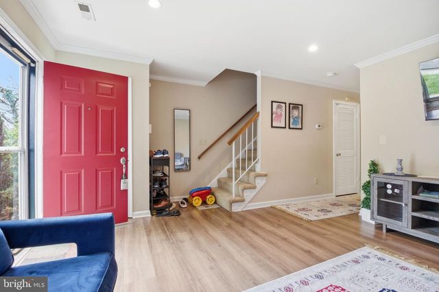6069 TRIDENT LN, Woodbridge, VA 22193