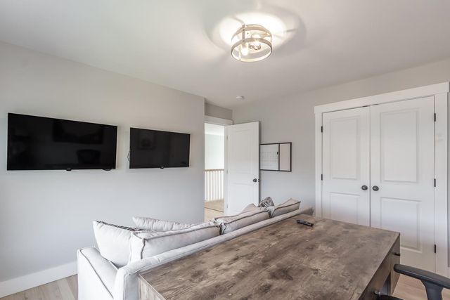 18 Caymus Ridge, Salem, NH 03079