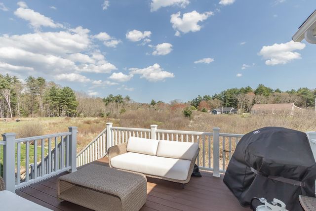 18 Caymus Ridge, Salem, NH 03079