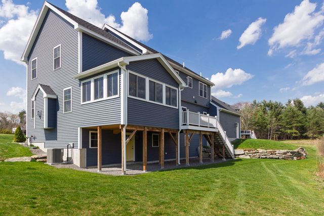 18 Caymus Ridge, Salem, NH 03079