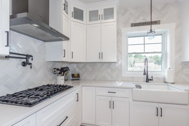 18 Caymus Ridge, Salem, NH 03079