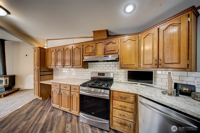 1840 SE Crescent Drive, Shelton, WA 98584