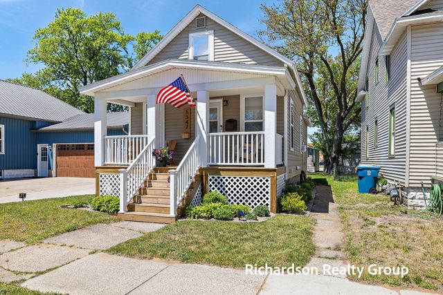 1347 Columbus Avenue, Grand Haven City, MI 49417