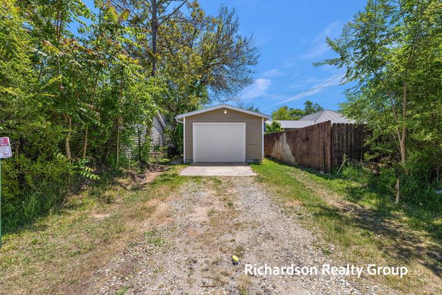 1347 Columbus Avenue, Grand Haven City, MI 49417