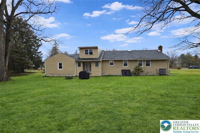1385 West Macada Road, Hanover Twp, PA 18017