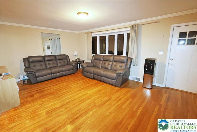 1385 West Macada Road, Hanover Twp, PA 18017