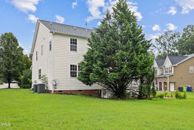 2900 Northop Court, Raleigh, NC 27614