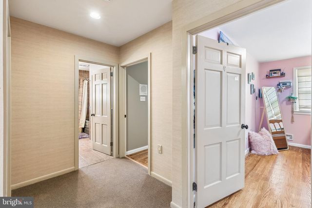 102 N BOX HILL DR, Cherry Hill, NJ 08003