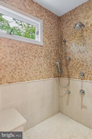 102 N BOX HILL DR, Cherry Hill, NJ 08003