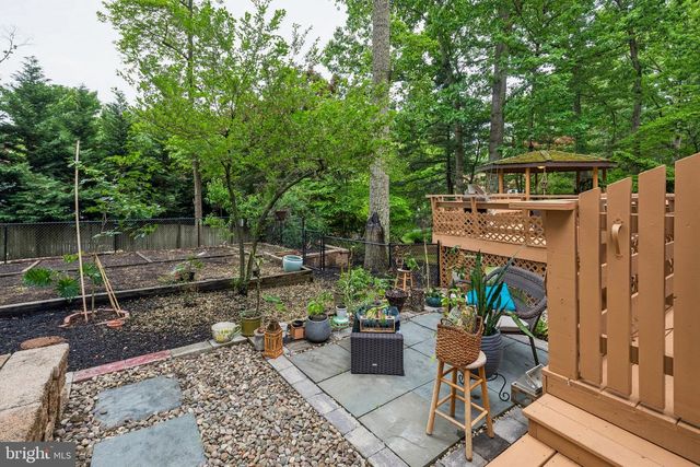 102 N BOX HILL DR, Cherry Hill, NJ 08003