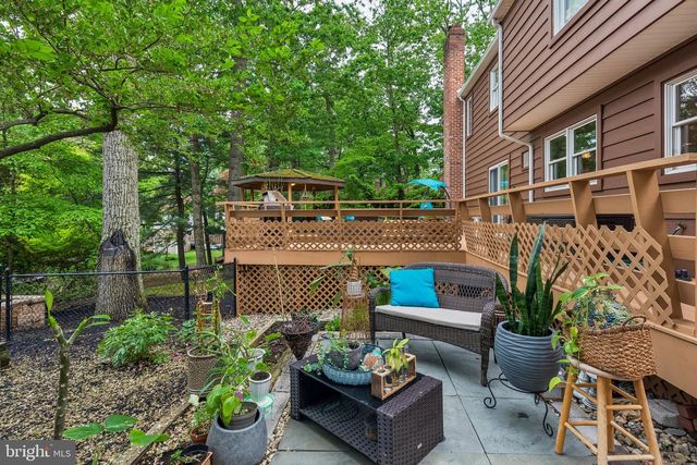 102 N BOX HILL DR, Cherry Hill, NJ 08003