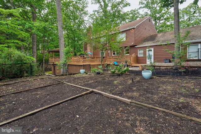 102 N BOX HILL DR, Cherry Hill, NJ 08003