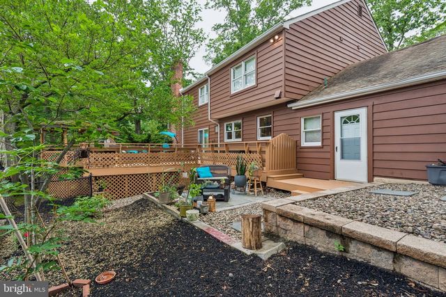 102 N BOX HILL DR, Cherry Hill, NJ 08003