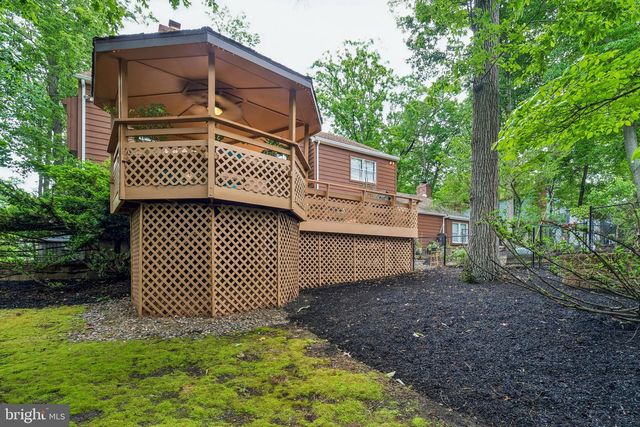 102 N BOX HILL DR, Cherry Hill, NJ 08003
