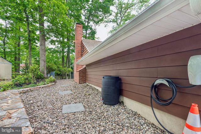 102 N BOX HILL DR, Cherry Hill, NJ 08003