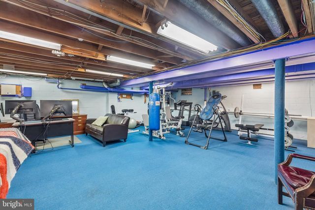 102 N BOX HILL DR, Cherry Hill, NJ 08003