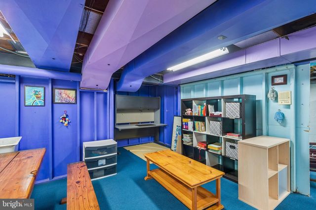 102 N BOX HILL DR, Cherry Hill, NJ 08003