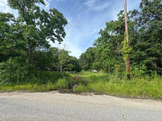 5818 Elder Ferry Road, Moss Point, MS 39563
