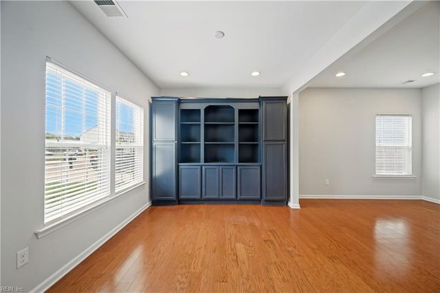 118 Oak Hill LN, Smithfield, VA 23430