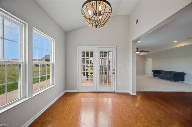 118 Oak Hill LN, Smithfield, VA 23430