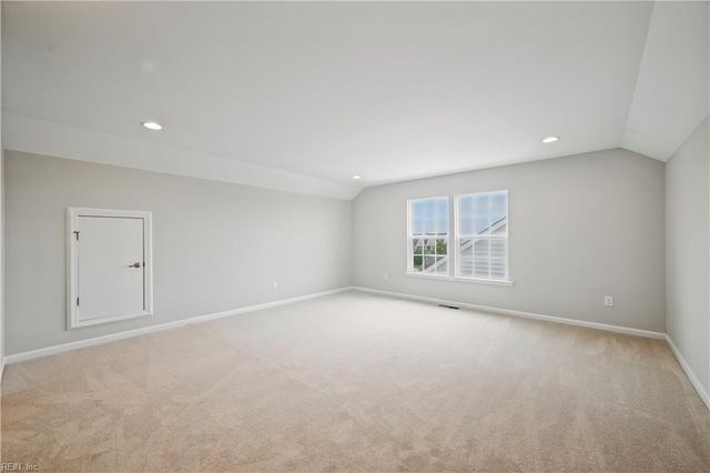 118 Oak Hill LN, Smithfield, VA 23430