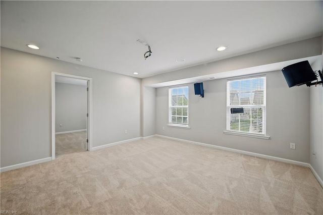 118 Oak Hill LN, Smithfield, VA 23430